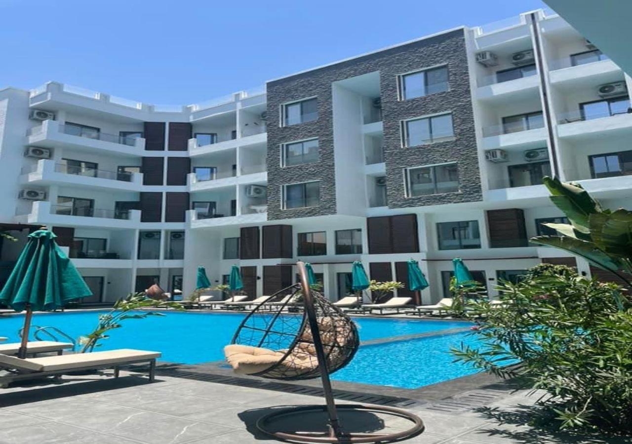 Sanctuary Sunlit Hurghada Haven With 4 Pools, Rooftop Sunsets & Gourmet Bites Steps Away Екстер'єр фото