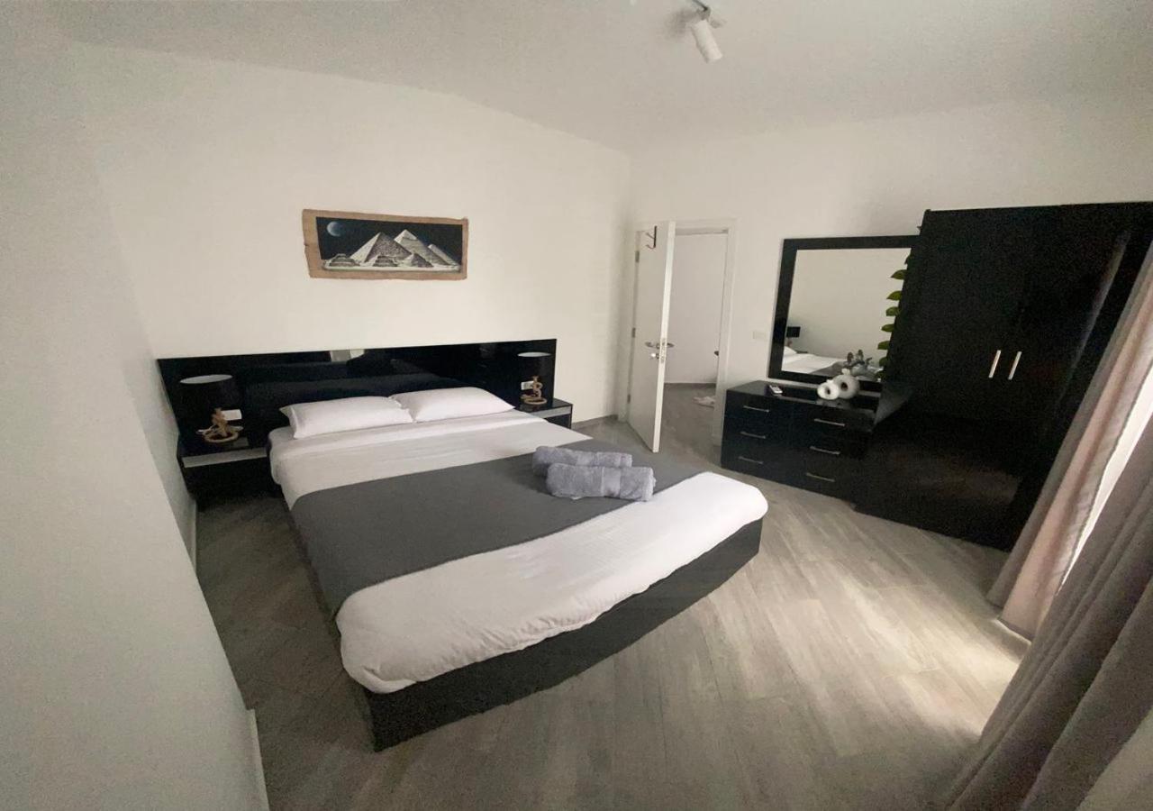 Sanctuary Sunlit Hurghada Haven With 4 Pools, Rooftop Sunsets & Gourmet Bites Steps Away Екстер'єр фото